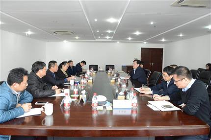 中原工學(xué)院副校長(zhǎng)、首航資本CEO一行到訪河南航投